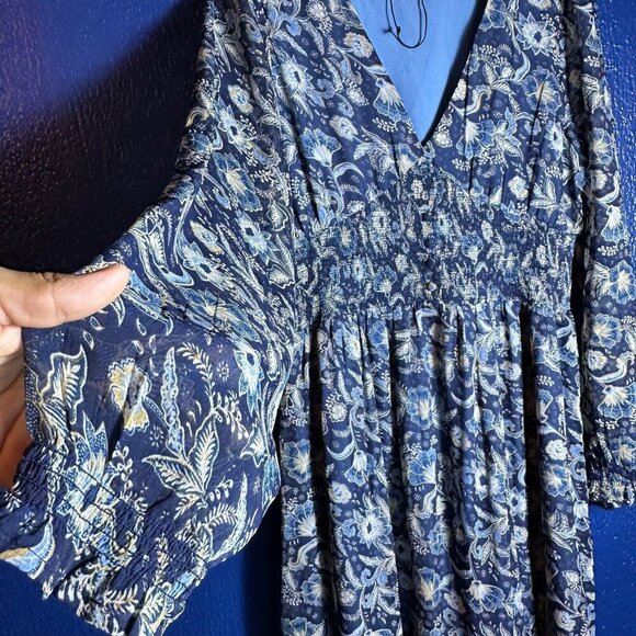 Bila 77 long-sleeve maxi dress with a blue floral Lined V-neckline Sz L Summer - Picture 5 of 10